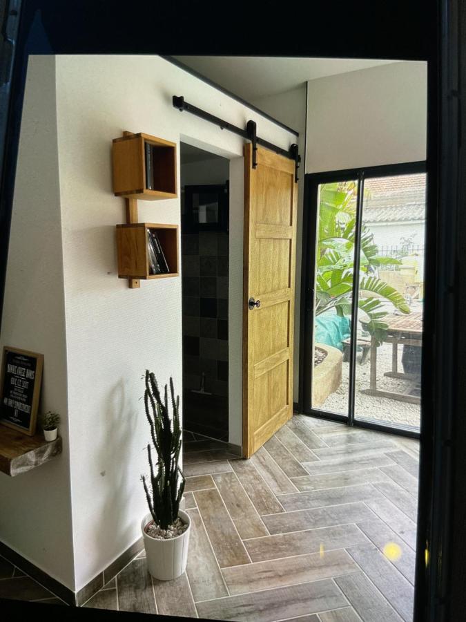 Charmant Studio Dans Villa - Jardin Privatif . La Seyne-sur-Mer Exteriör bild